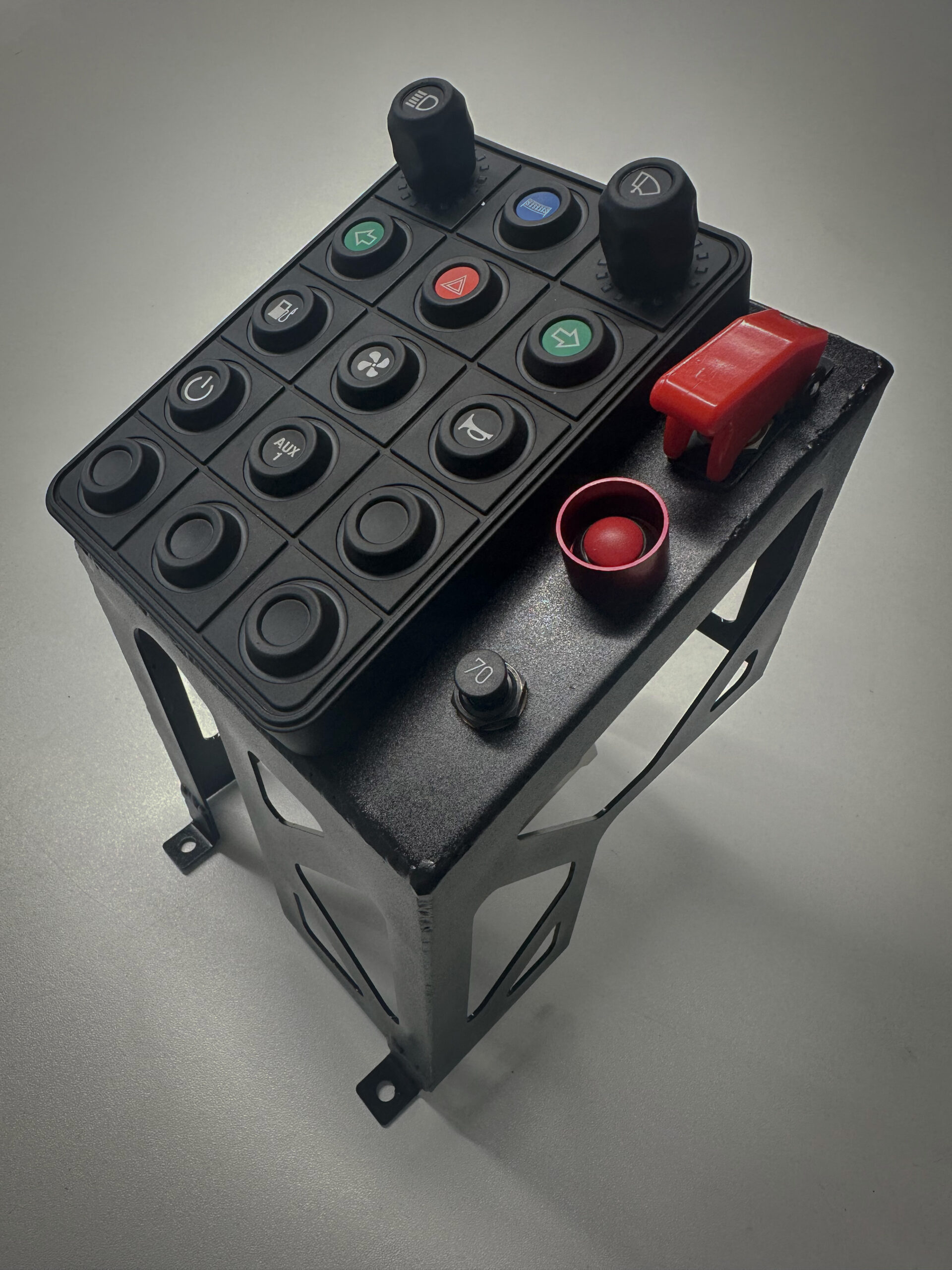 Console keypad